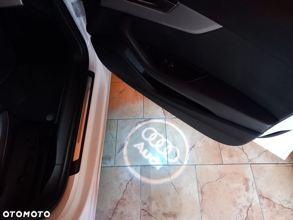 Audi A4 Avant 40 TDI S tronic quattro sport - 33