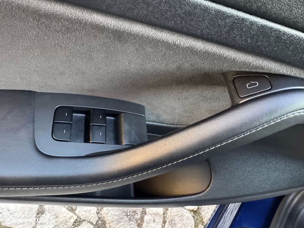 Tesla Model 3 Tração Traseira Standard - 35
