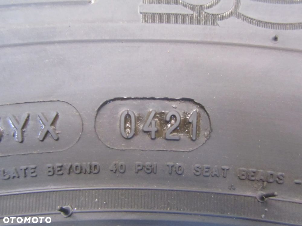 Opona Micheline Agilis 235/65 R16C - 5