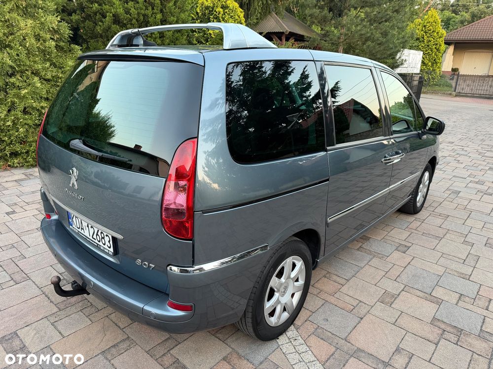 Peugeot 807 HDi 135 Allure - 6