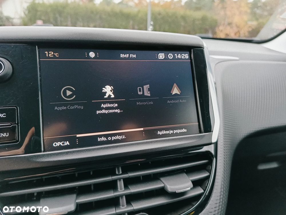 Peugeot 2008 PureTech 82 Signature - 25