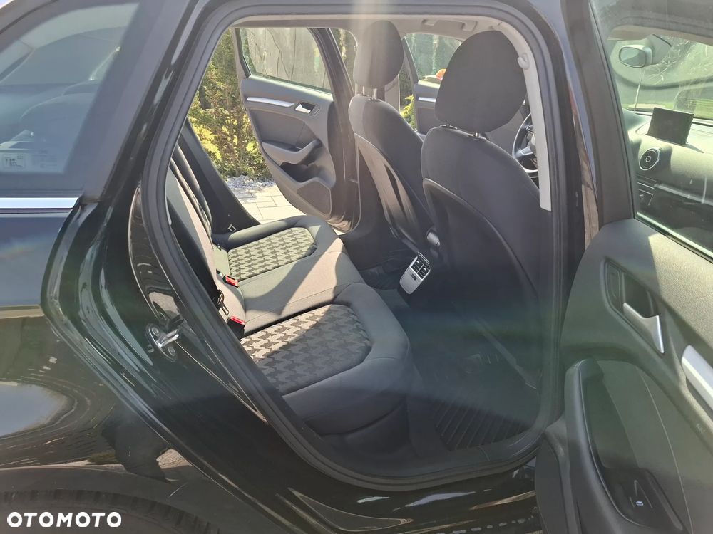 Audi A3 Sportback - 25