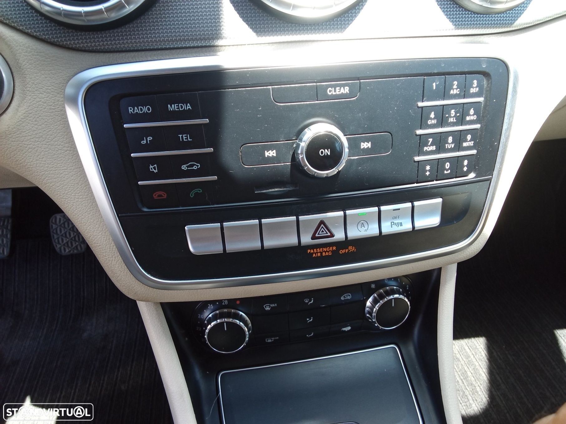 Mercedes-Benz CLA 180 d Shooting Brake - 19