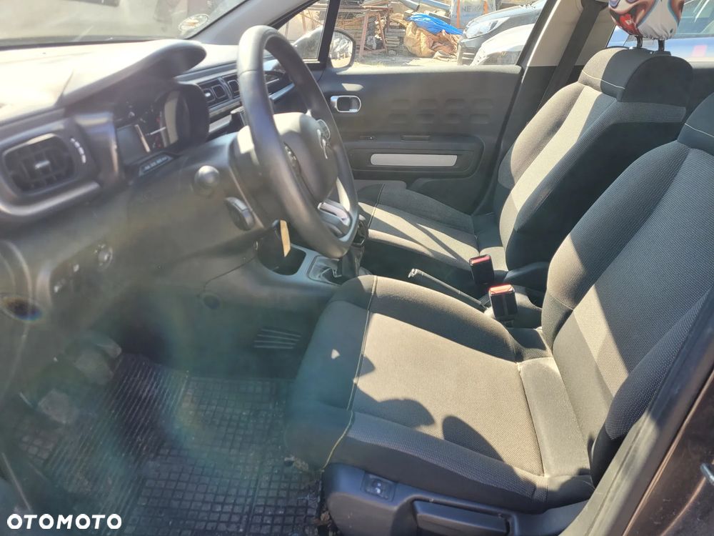 Citroën C3 1.2 PureTech Exclusive - 19