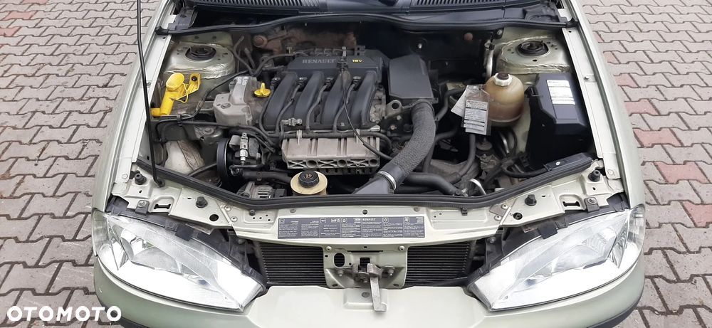 Renault Megane 1.4 RL Eco - 7