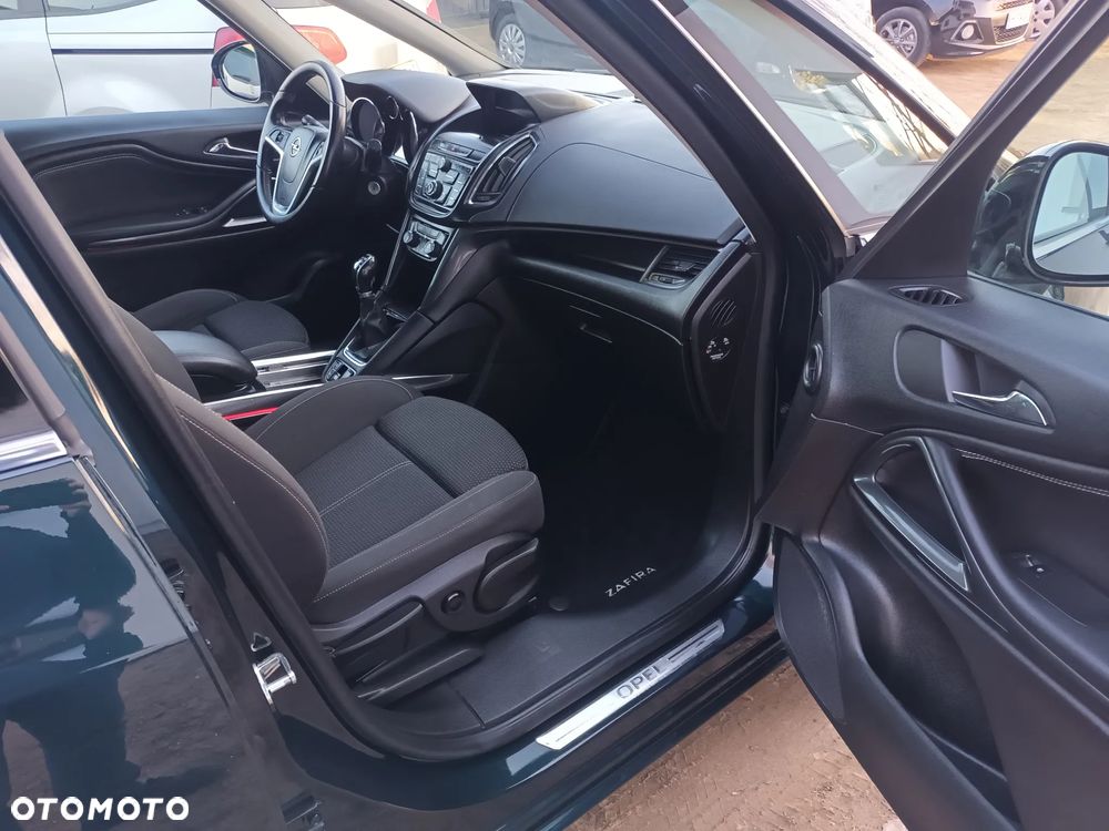 Opel Zafira Tourer 1.4 Turbo Innovation - 21