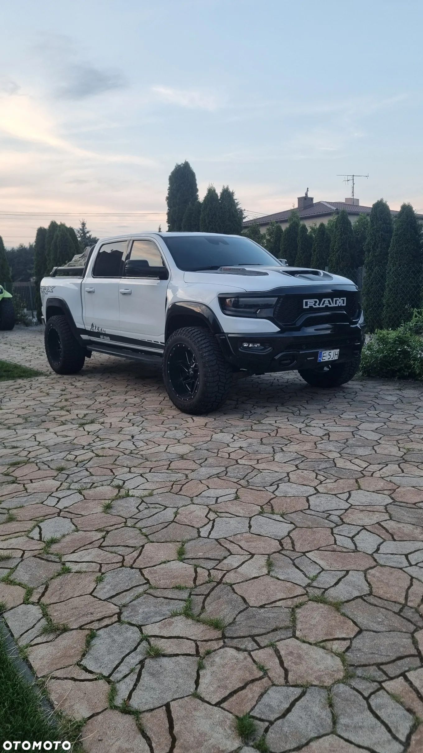 Dodge RAM TRX - 1