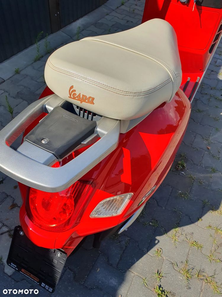 Vespa GTS - 16