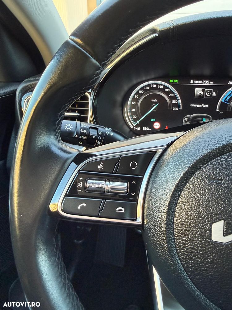 Kia XCeed 1.6 GDI 6DCT PHEV Vision - 23