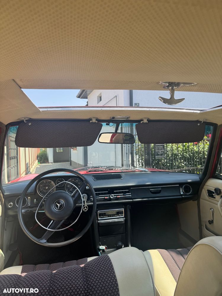 Mercedes-Benz W114 - 8