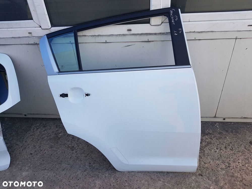 KIA SPORTAGE 3 III 10-15r DRZWI PRAWE TYŁ TYLNE WD - 1