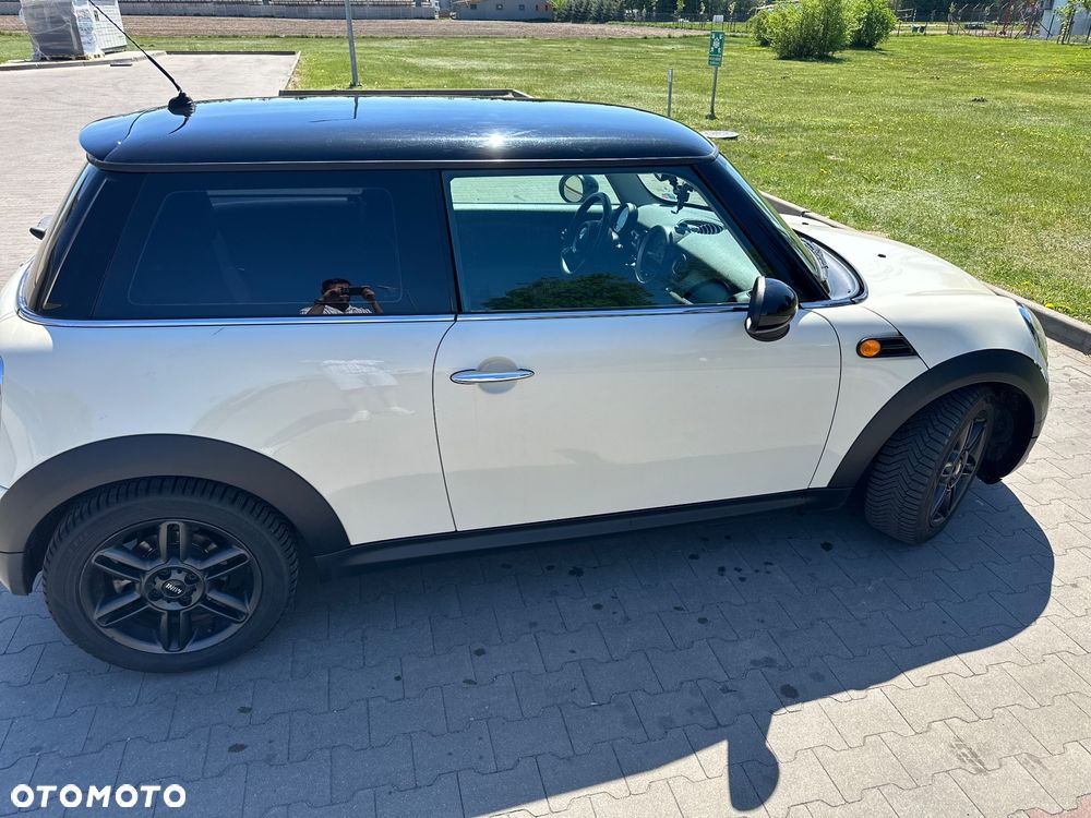 MINI Cooper Standard - 5
