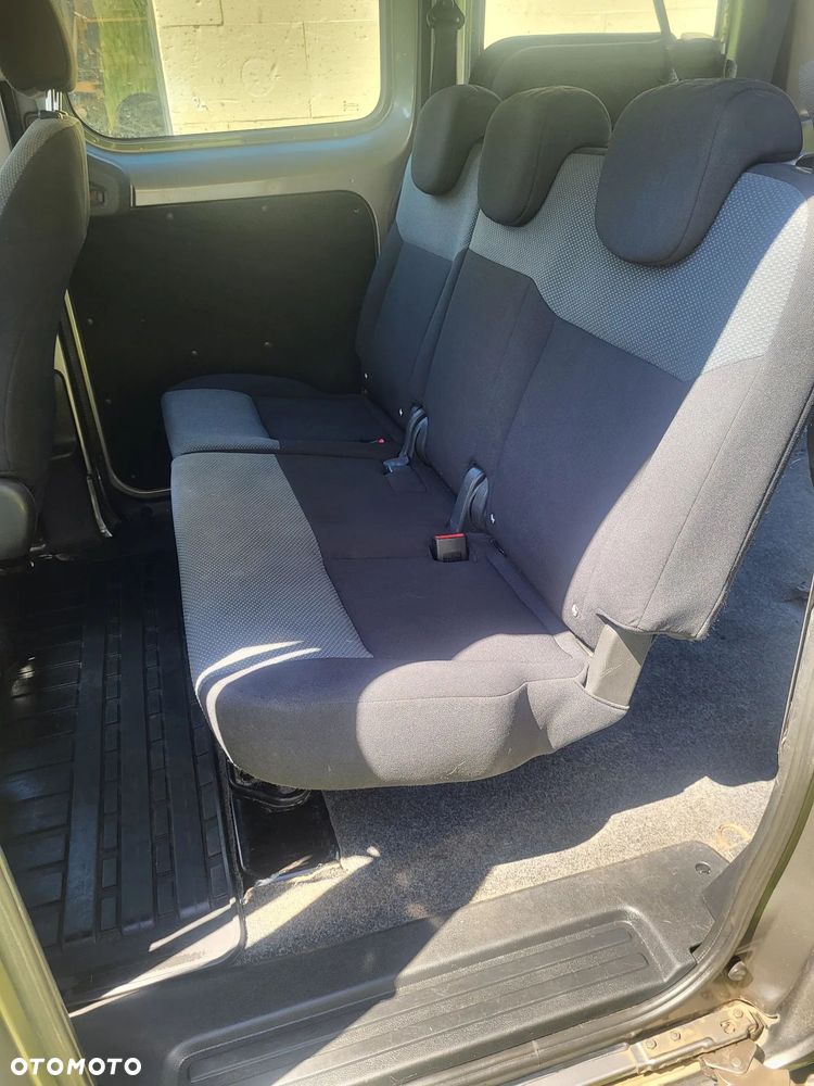 Nissan NV200 Combi 7os - 8