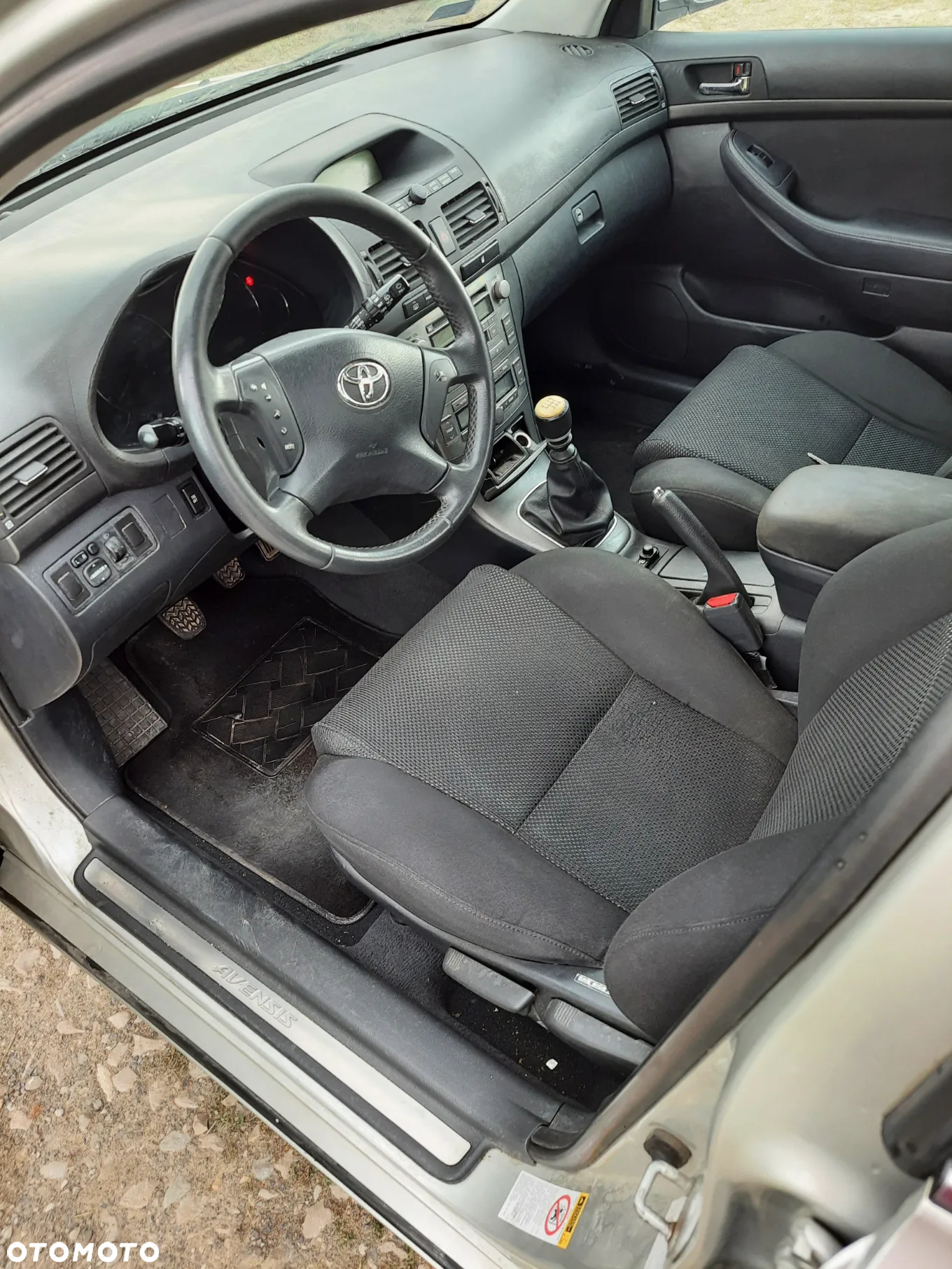 Toyota Avensis 2.2 D-4D 2010 - 4