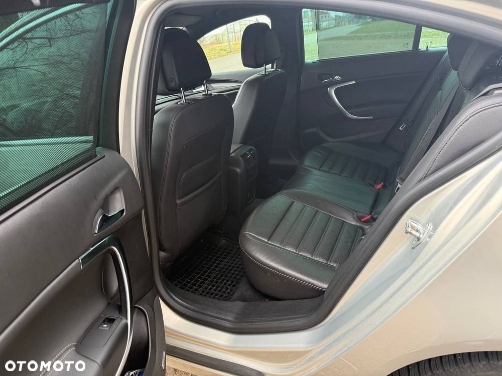 Opel Insignia 2.0 CDTI Cosmo - 17