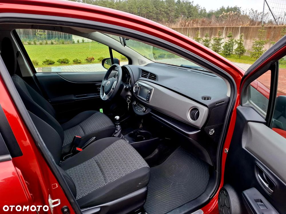 Toyota Yaris 1.33 Premium - 4