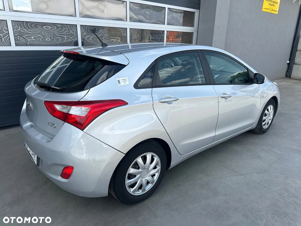 Hyundai i30 1.6 CRDi Classic - 3