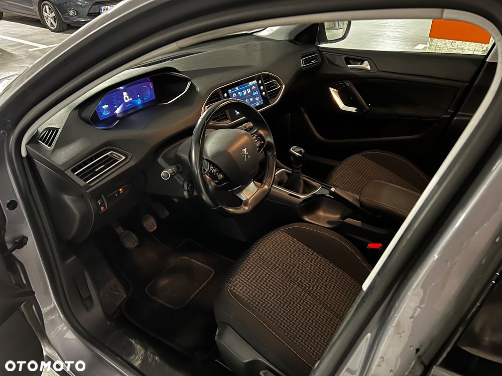 Peugeot 308 PureTech 110 Stop & Start Active - 11