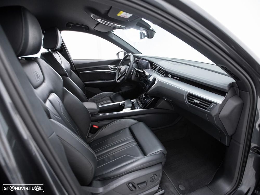 Audi e-tron 55 quattro S line - 10