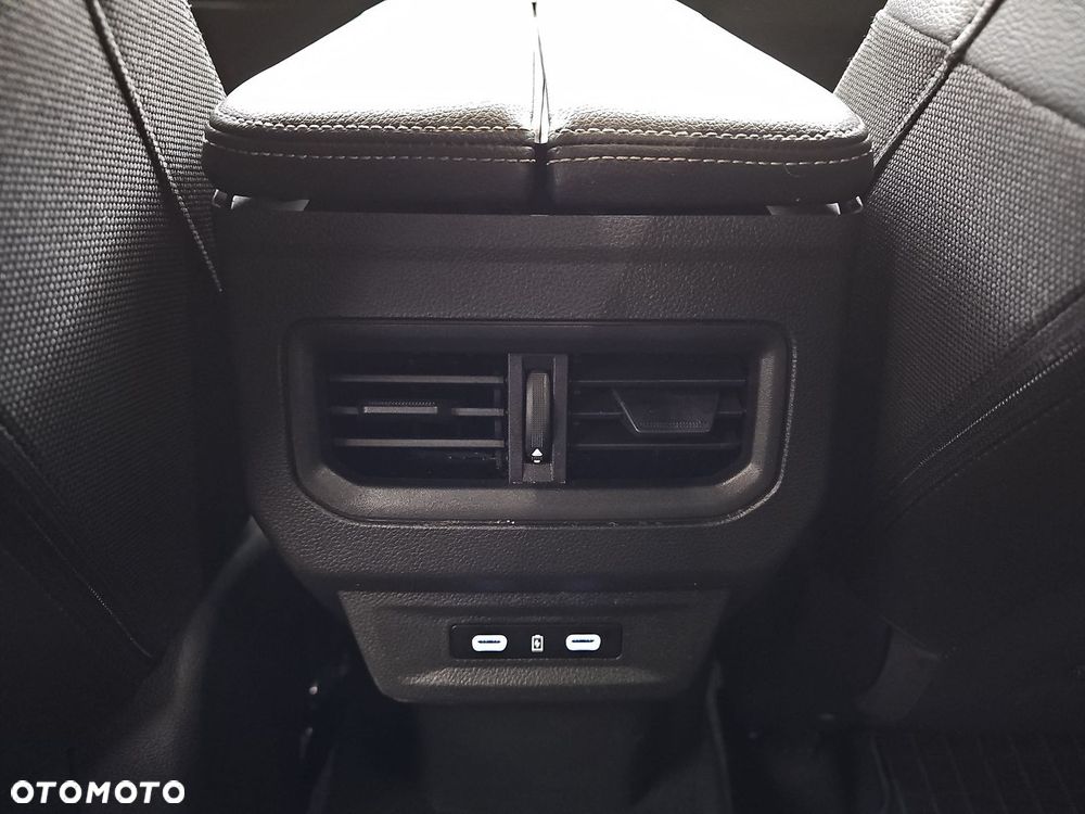 Renault Austral 1.3 TCe mHEV Techno - 25