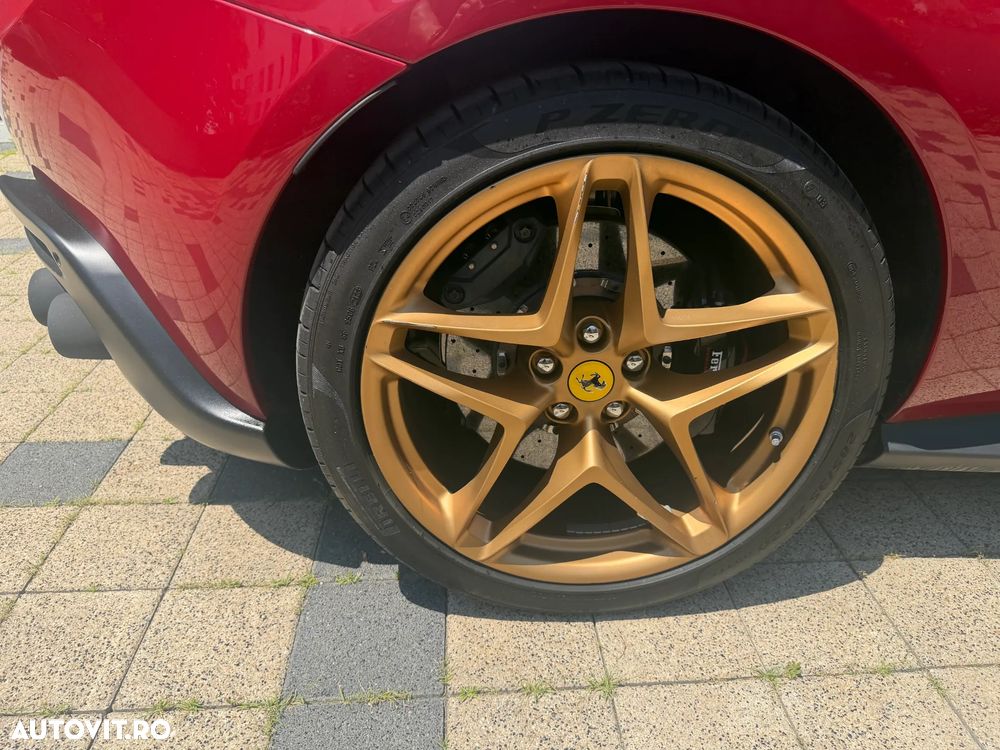 Ferrari Roma - 25
