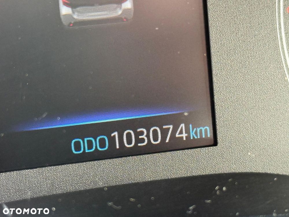 Toyota Yaris - 10