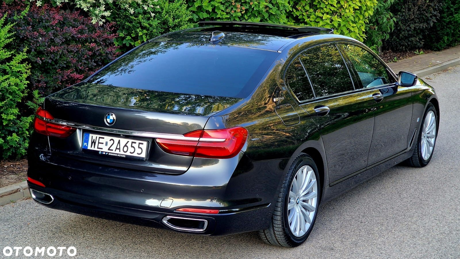 BMW Seria 7 740Le iPerformance - 10