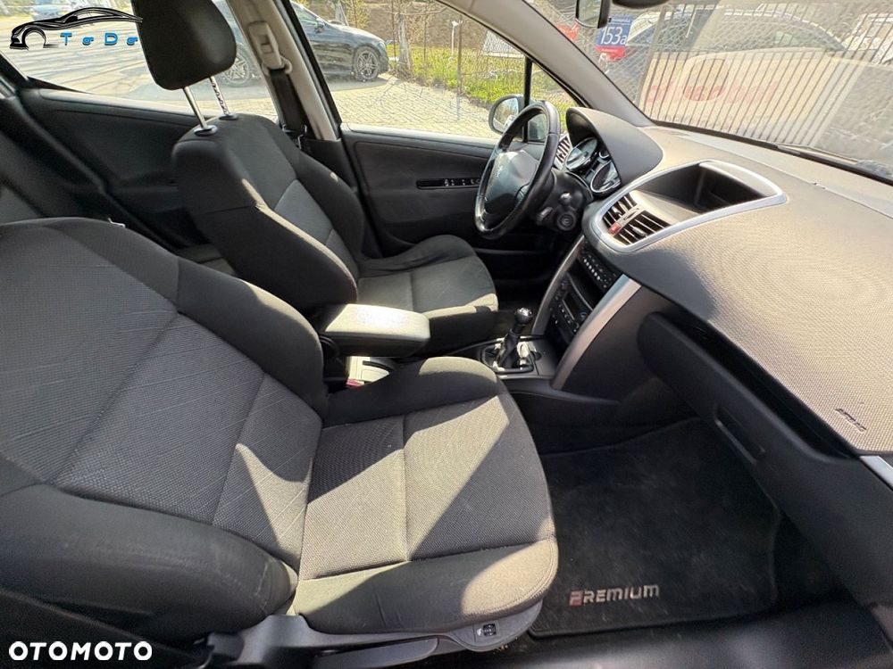 Peugeot 207 1.6 VTi Premium - 26
