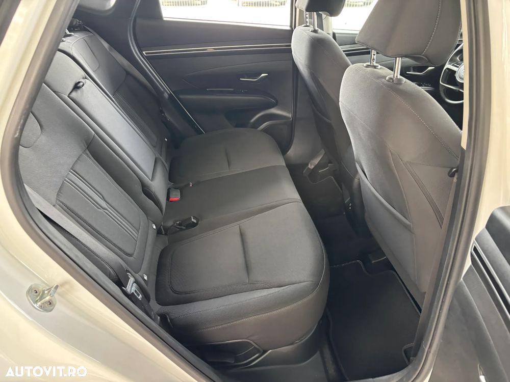 Hyundai Tucson 1.6 T-GDi HEV 2WD Trend - 35
