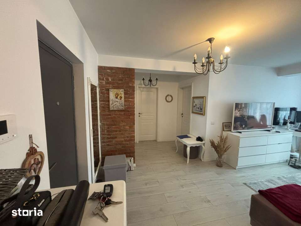 Oportunitate de investitie! Apartament cu 2 camere, semidecomandat, zo — fotografia 1