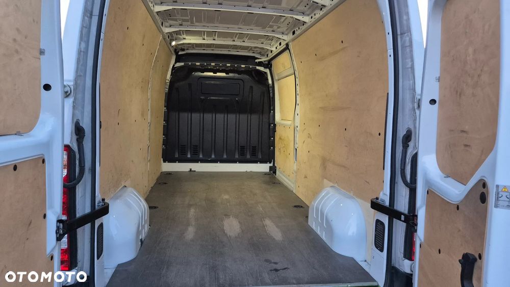 Renault Master - 24