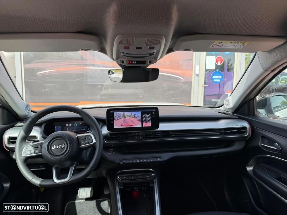 Jeep Avenger 1.2 e-Hybrid Altitude DCT - 42