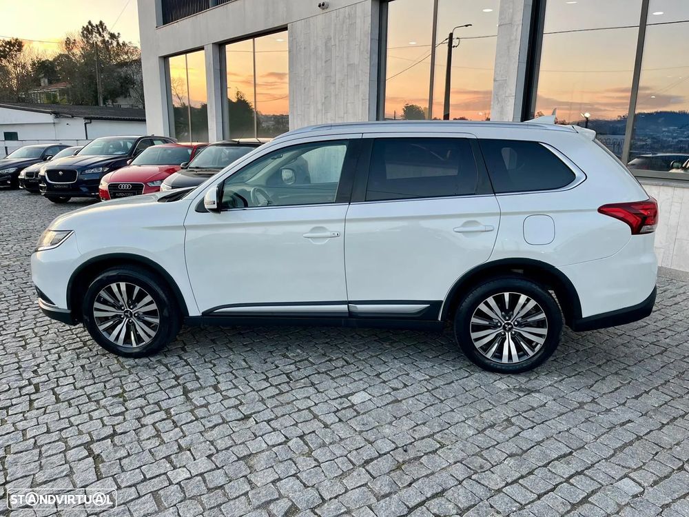 Mitsubishi Outlander 2.0 Kaiteki CVT - 10