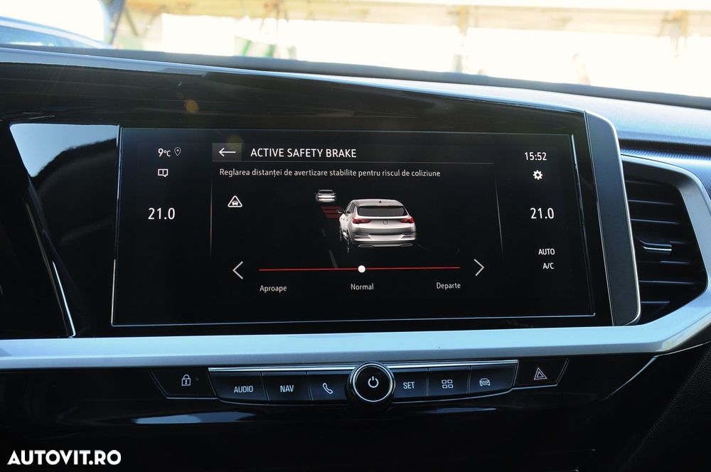 Opel Grandland 1.5 D Automatik Business Elegance - 26