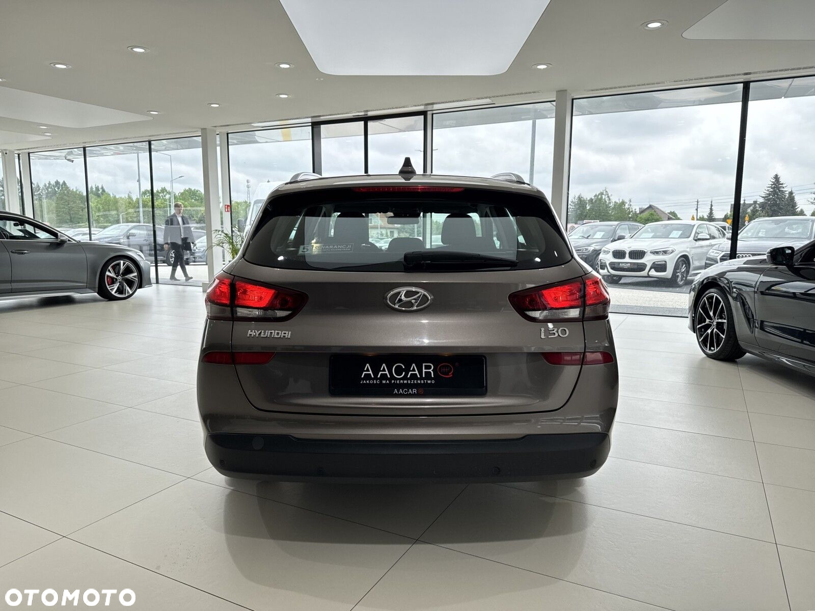 Hyundai i30 1.5 DPI Classic + - 4