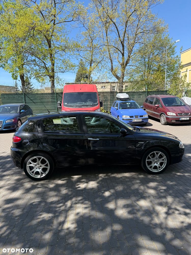 Alfa Romeo 147 - 4