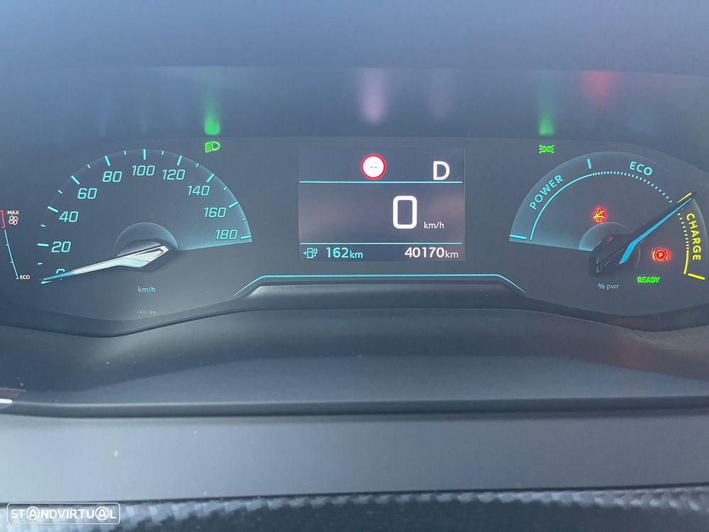 Peugeot e-2008 Active Pack - 6