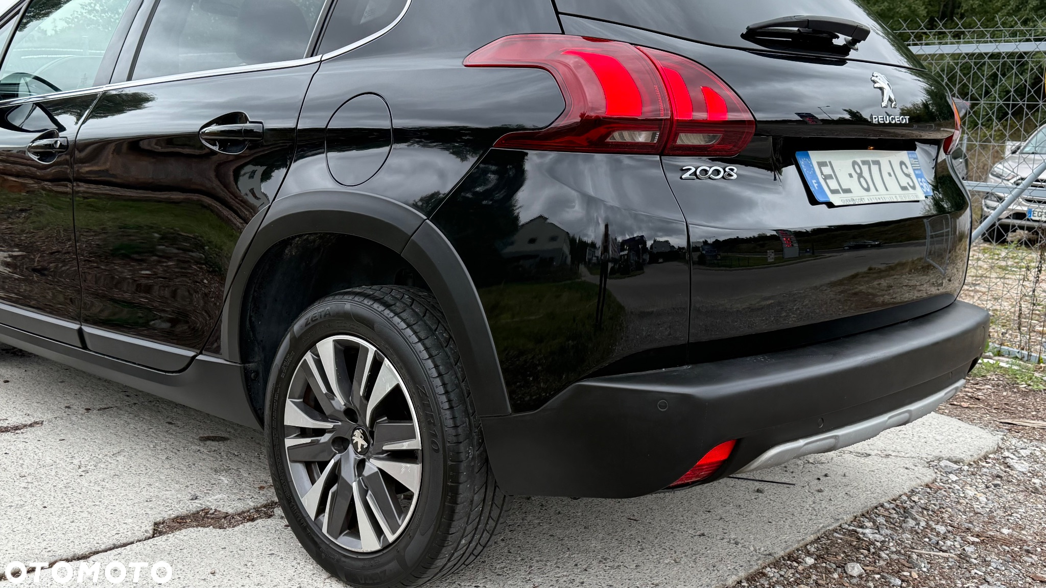 Peugeot 2008 1.6 BlueHDi Allure - 13