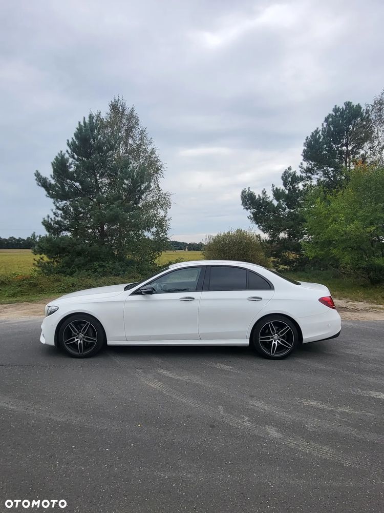 Mercedes-Benz Klasa E 200 9G-TRONIC - 3