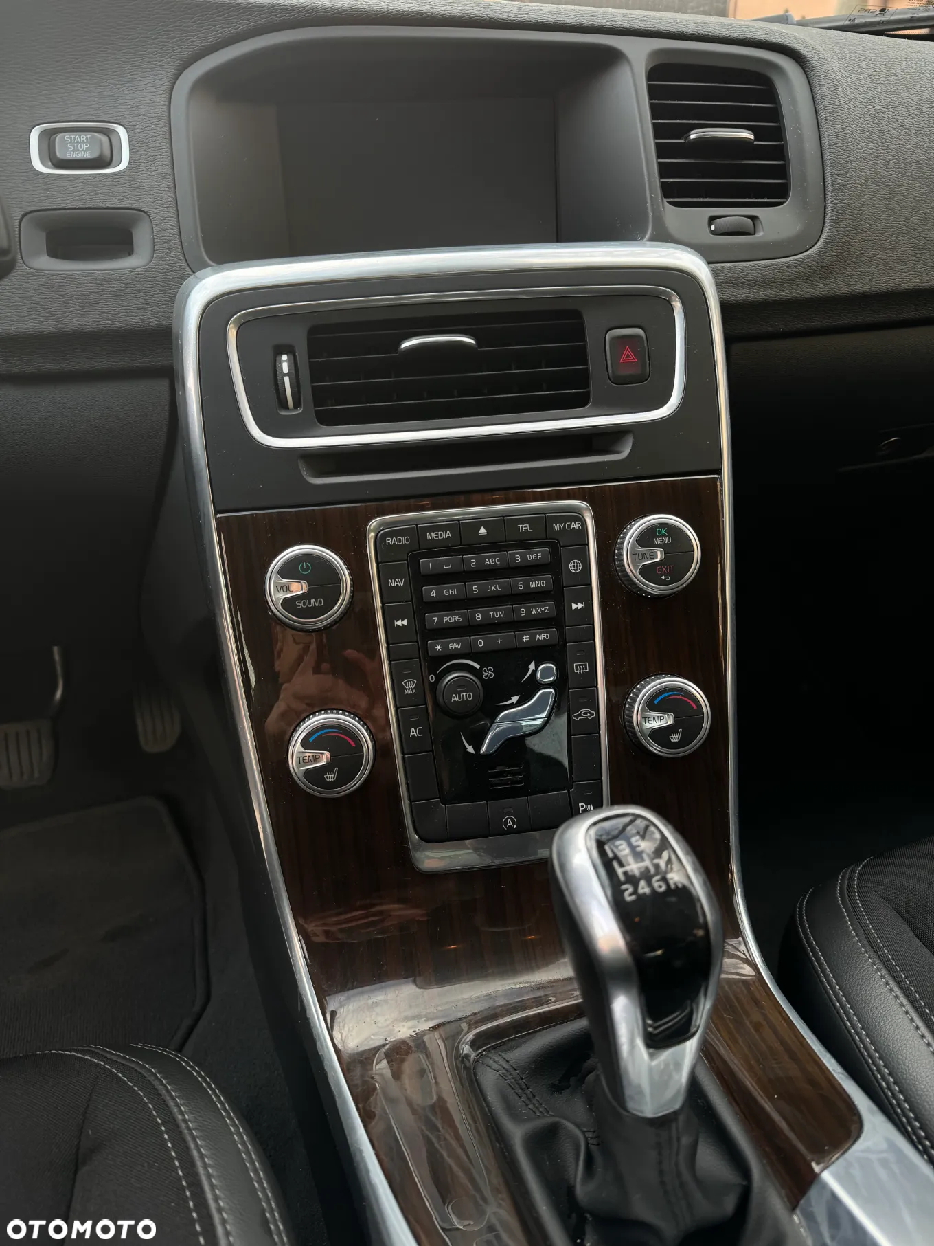Volvo S60 D4 Drive-E Momentum - 12