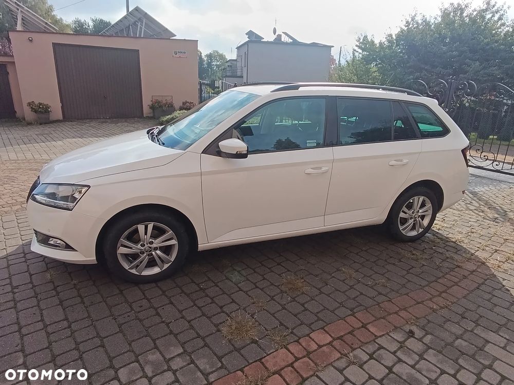 Skoda Fabia 1.0 TSI Ambition - 1