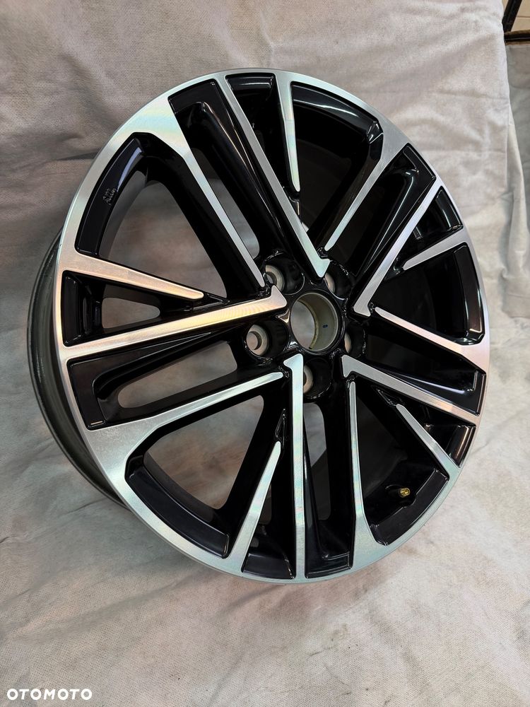 Toyota Camry IX 25- felga aluminiowa 8.0" x 18" 5x114.3 ET 50 - 2