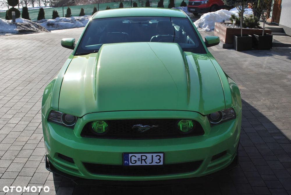 Ford Mustang - 17