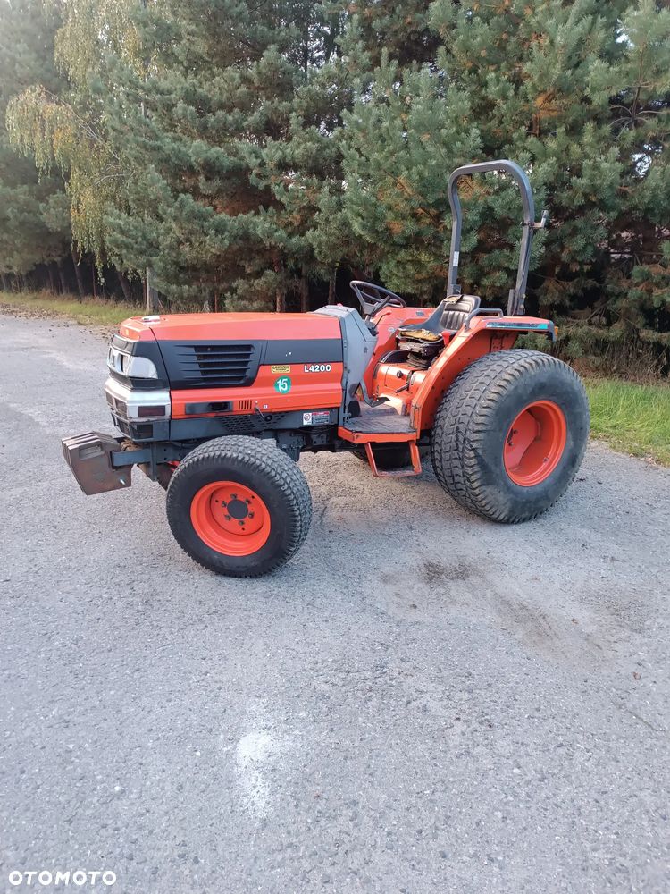 Kubota L4200 CIĄGNIK SADOWNICZY OGRODNICZY ISEKI SHIBAURA 4X4 SUPER STAN ZAREJESTROWANY CASE 4 CYLINDRY KUBOTA YANMAR KOMUNALNY - 5