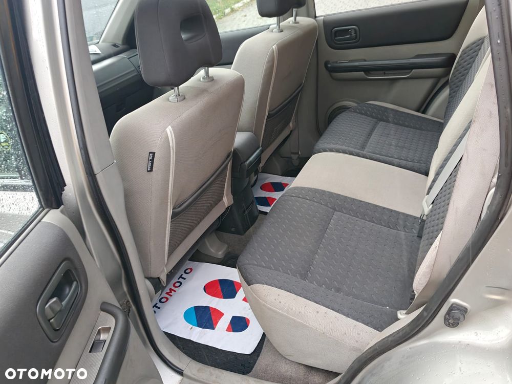 Nissan X-Trail 2.0 4x4 Comfort - 11