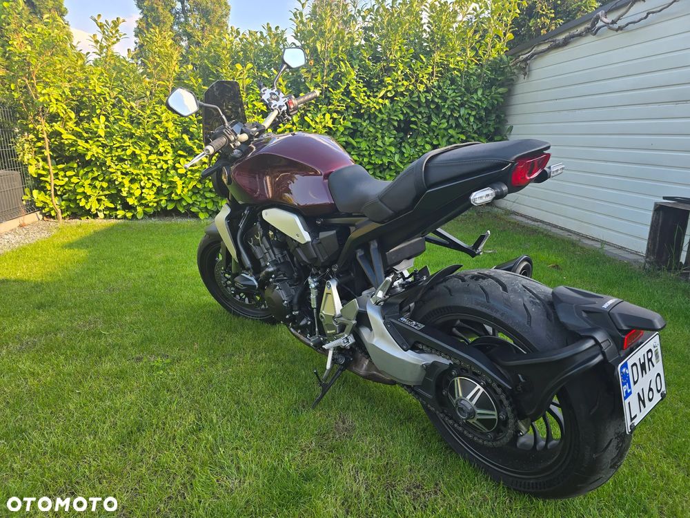 Honda CB - 3