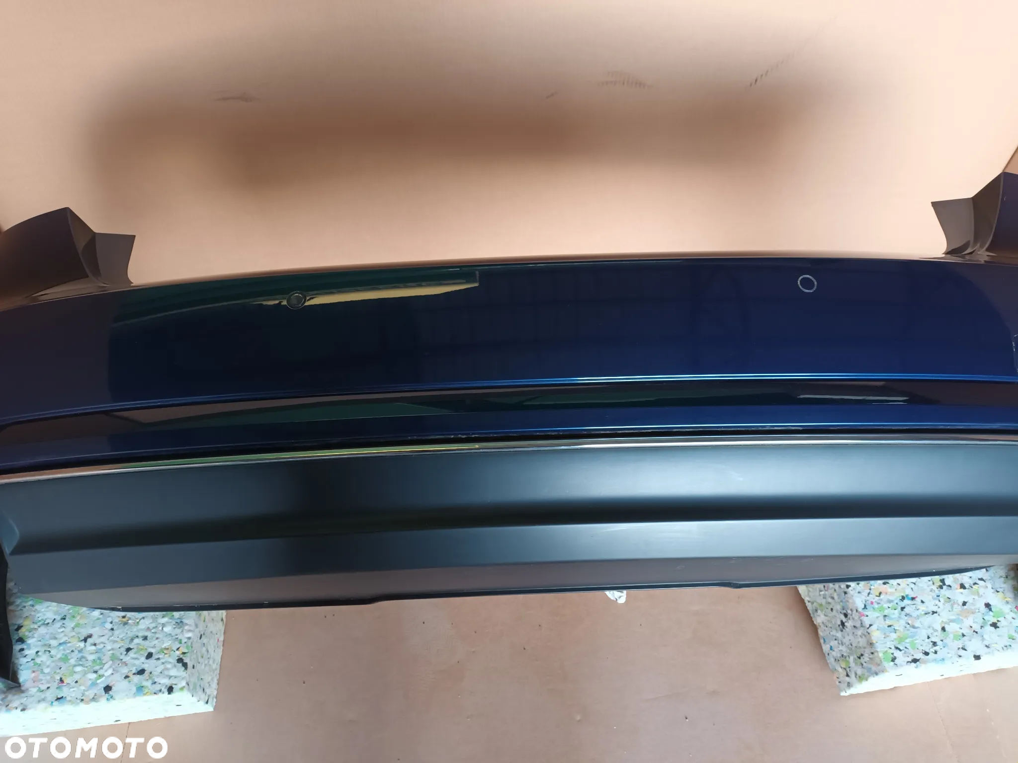 Audi sedan A4 B9 8W kompletny zderzak tył czujniki kolor LX5Q 2016 72km - 10