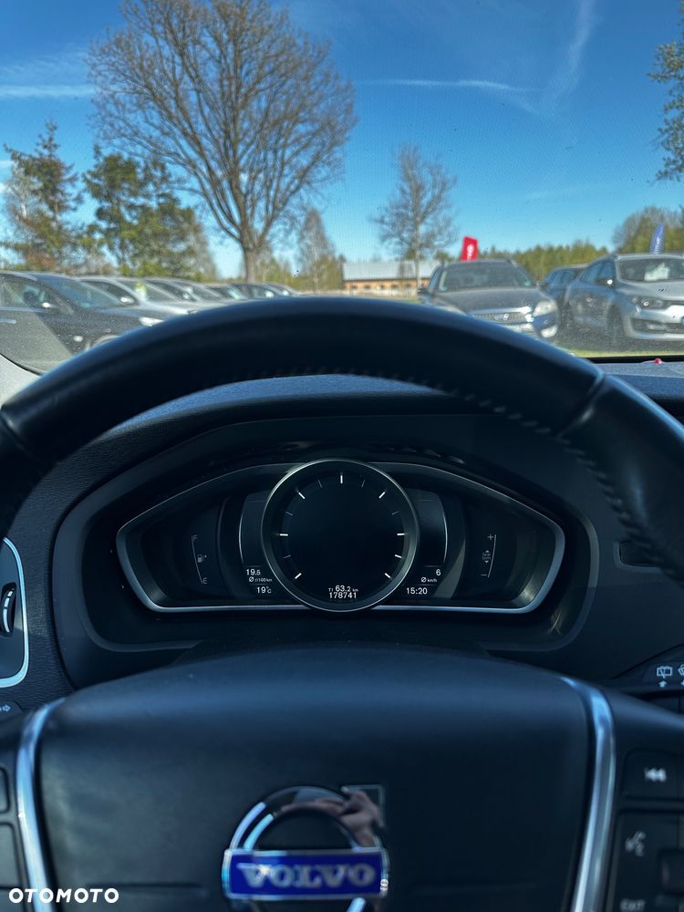 Volvo V40 Cross Country D3 Summum - 15