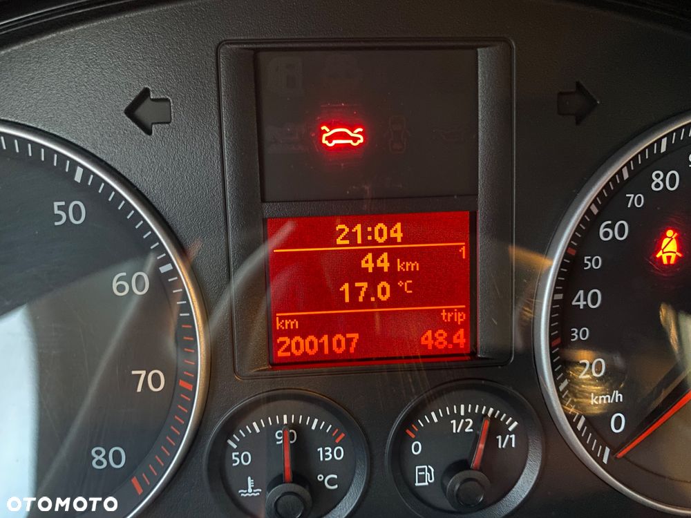 Volkswagen Golf - 10
