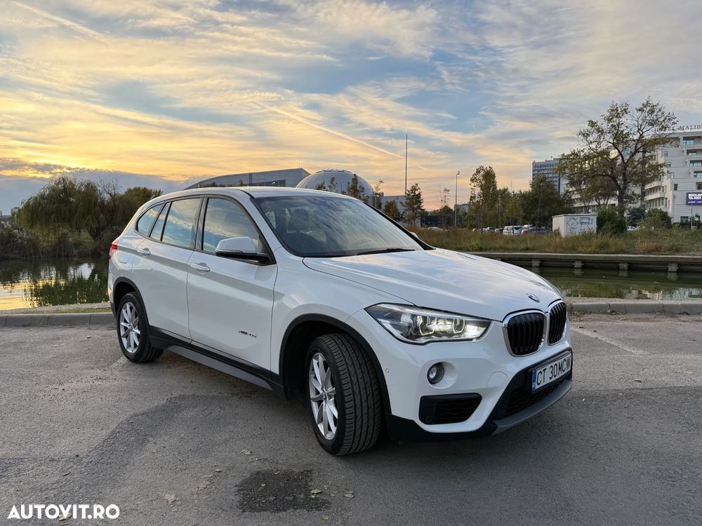 BMW X1 xDrive20d Aut. Sport Line - 4